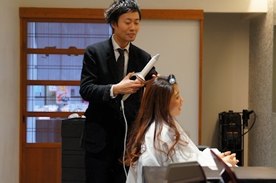 �ؗ�ȃE�F�[�u������