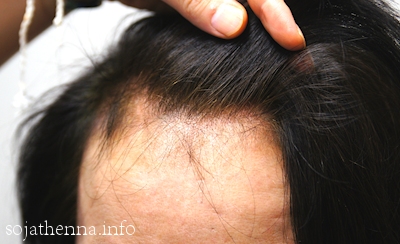 Sojat Henna Care�@�\�W���b�g�w�i�ŃP�A����ƁA�������߂����������Ȃ��d�オ��ɂȂ�܂��B�����ۂ��L���C�ɂȂ�܂����B