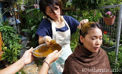 �\�W���b�g�w�i�@�T�t�����I�����W�Ńw�i�P�A�ł�