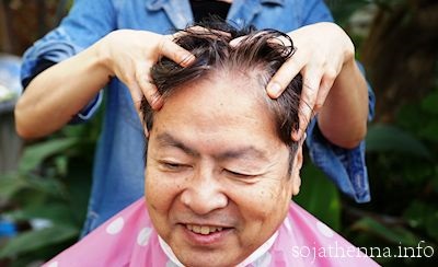 sojathenna�@60��j���̃w�i�P�A�ł�