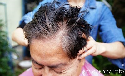 sojathenna�@60��j���̃w�i�P�A�ł�