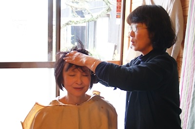 �l�G�� �ւł̃\�W���b�g�w�i���[�N�V���b�v�̗l�q