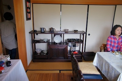 �l�G�� �ւł́A����A�؍H�A���l���ƃR�b�g���𒆐S�ɂ������m����W���̔����Ă��܂��B