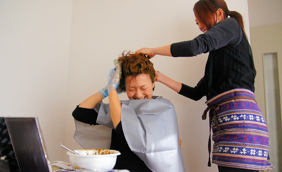 �n�[�u���M���e�E�����p�}�b�T�[�W�`�{���̃J���_�ց`�썑���̃T�����c��